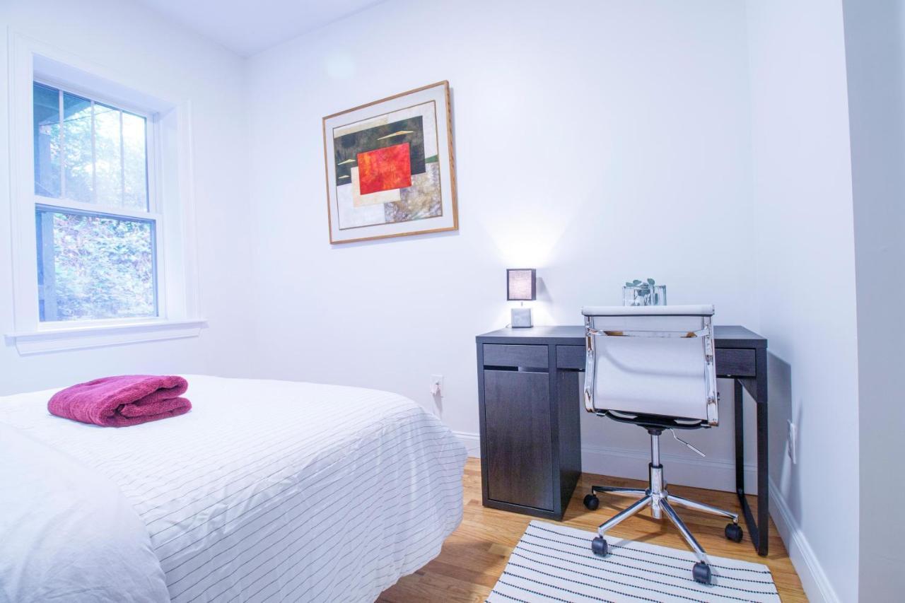 Apartament 3Bd 1,5Bth Spacious Apt In Mission Hill Boston Zewnętrze zdjęcie